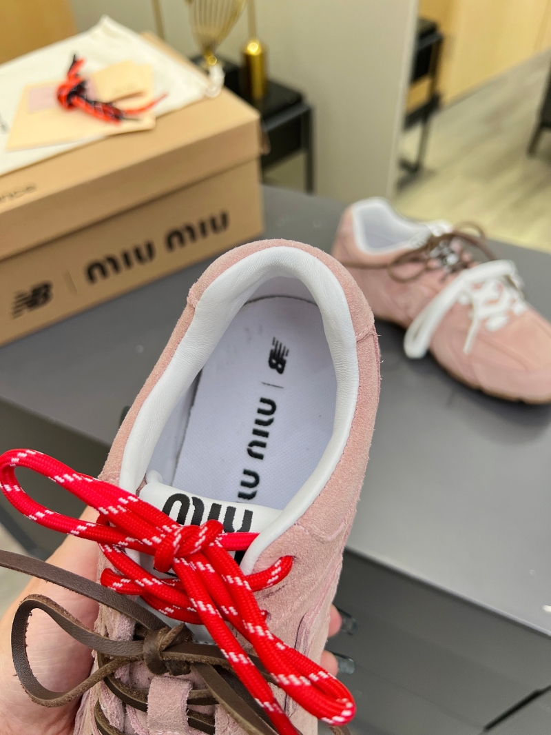 Miu Miu Casual Shoes